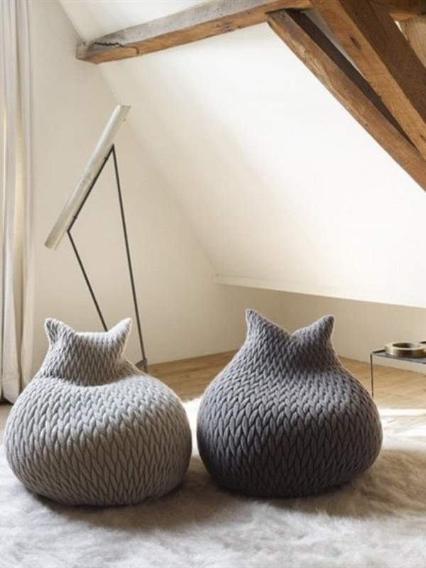 cute-bunny-knitted-poufs