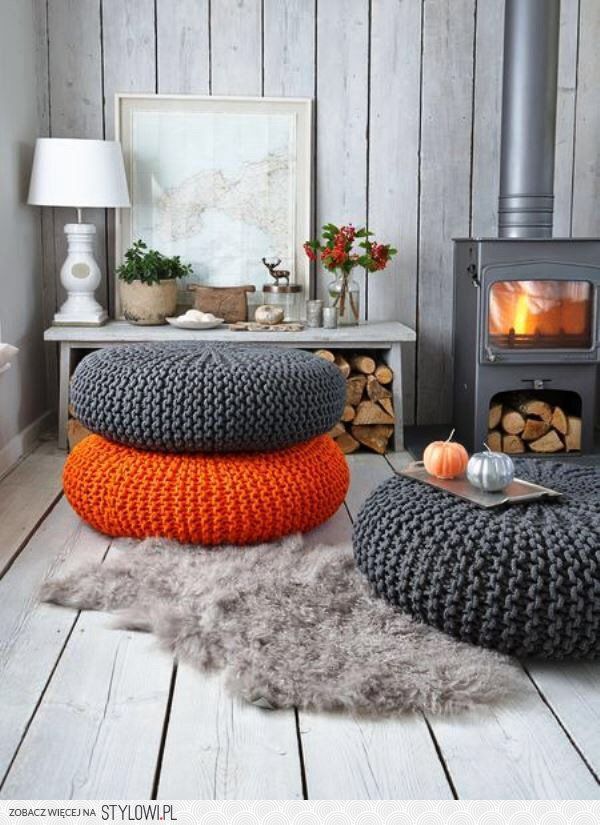 knitted-poufs-interior-design