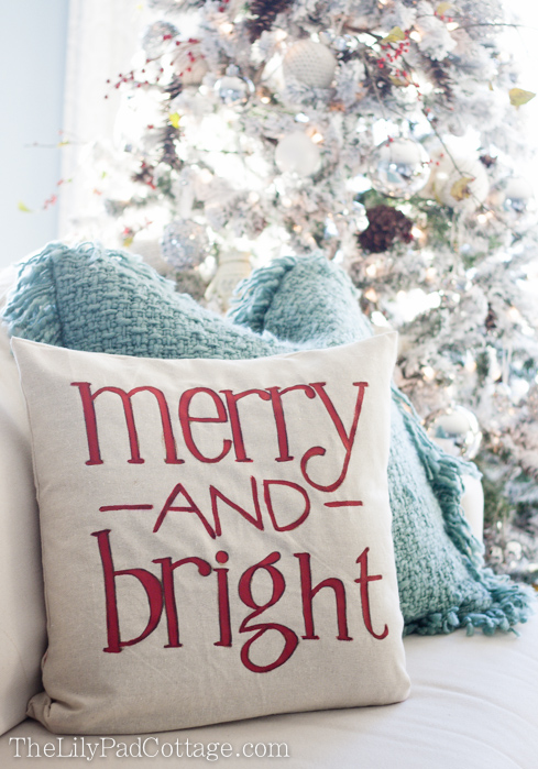 merry-and-bright-diy-christmas-pillow