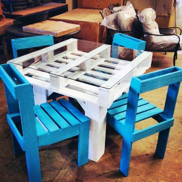 pallets-dining-table