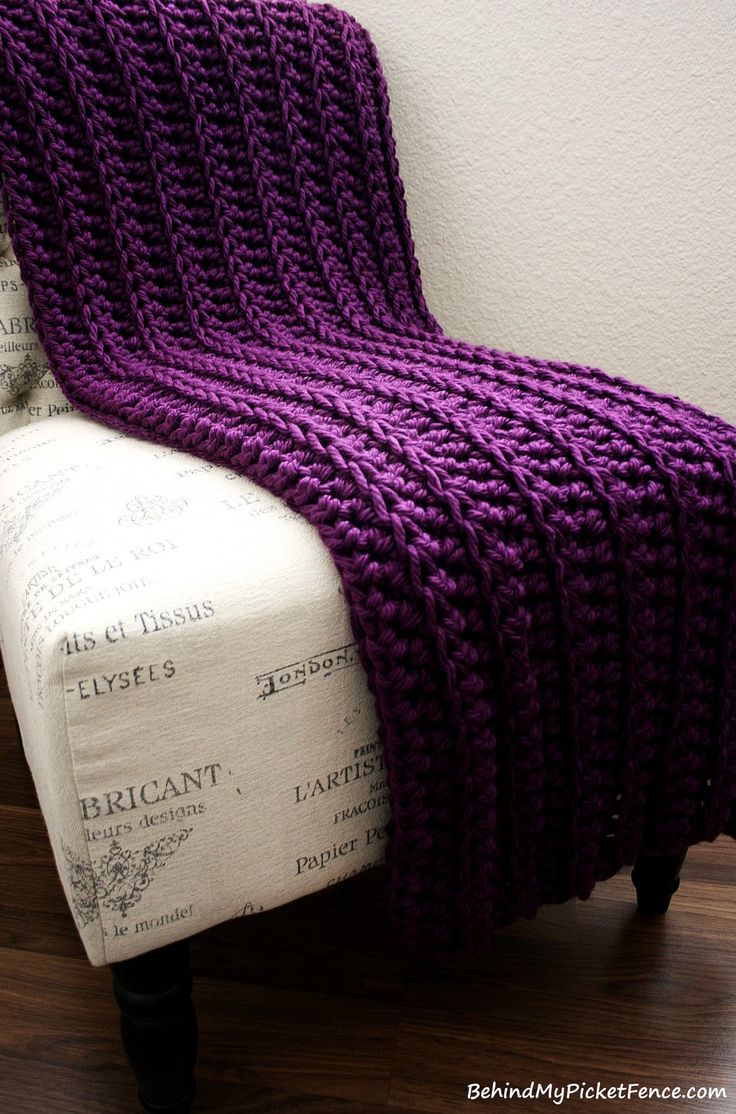 purple-knitted-shawl