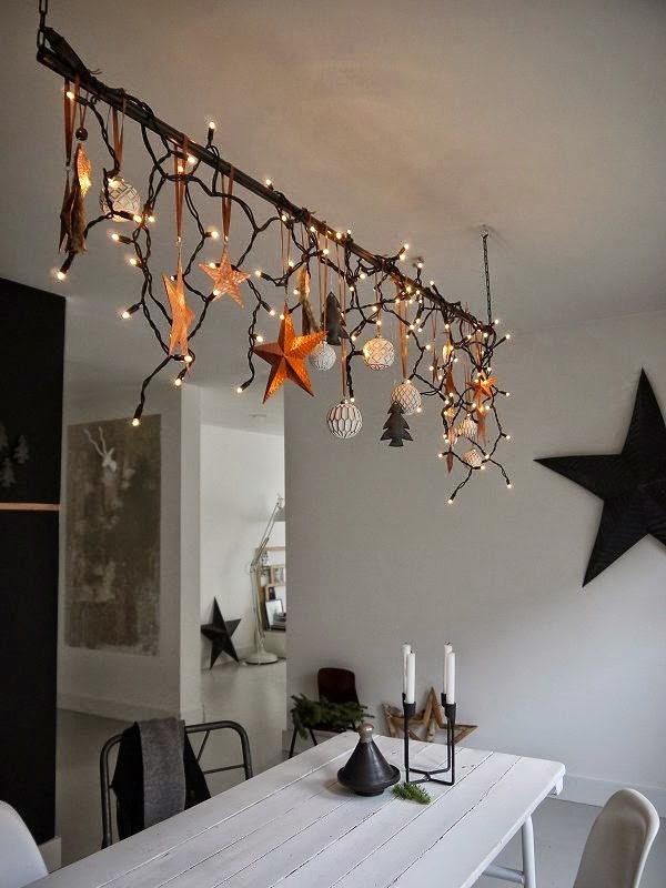 string-christmas-chandelier-decor