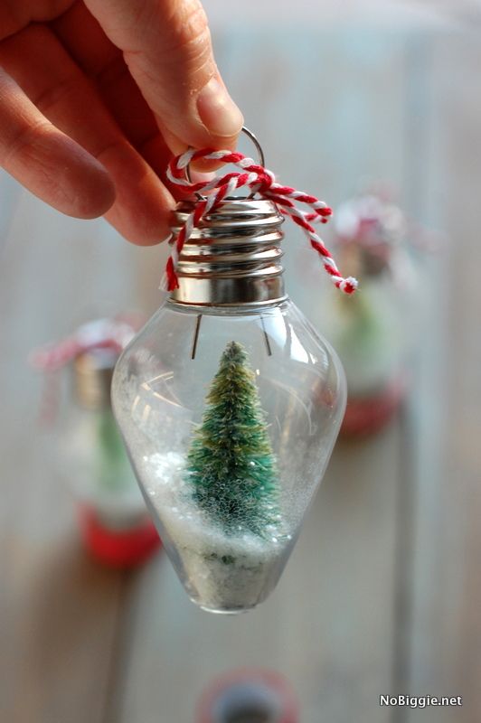 christmas-light-bulb-decor