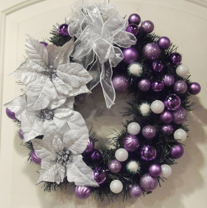 purple-christmas-wreath