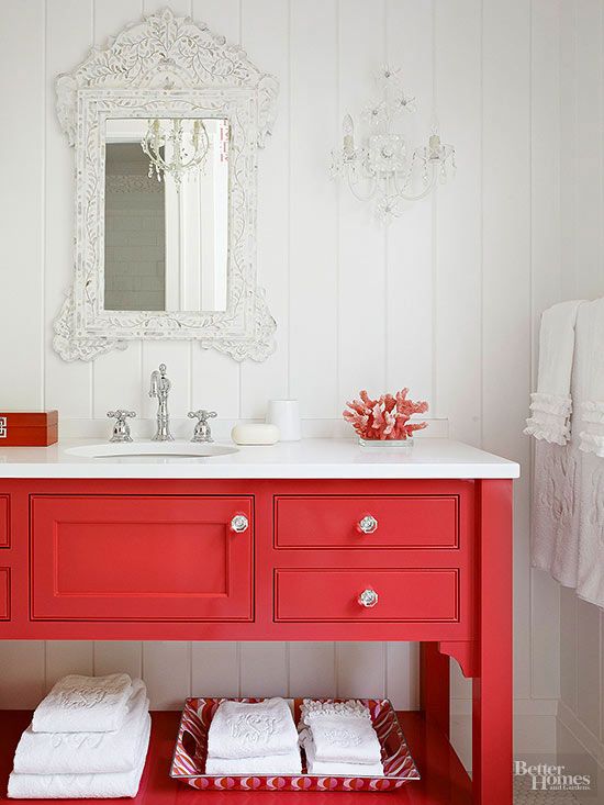 red-nightstand-decor-ideas
