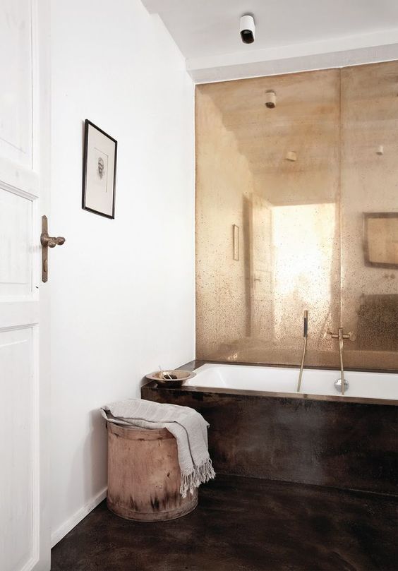 brass-and-copper-bathroom-wall