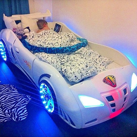 car-kids-bed