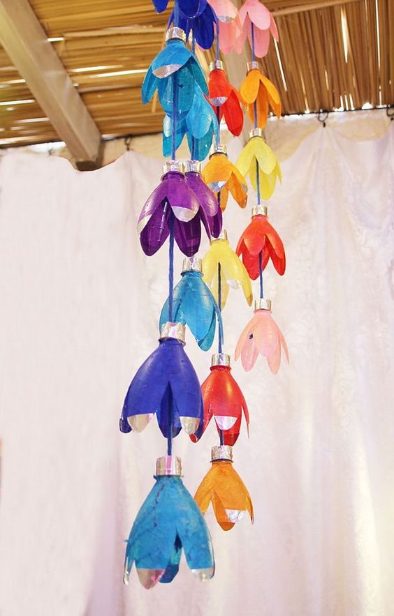 cool-plastic-bottles-chandelier