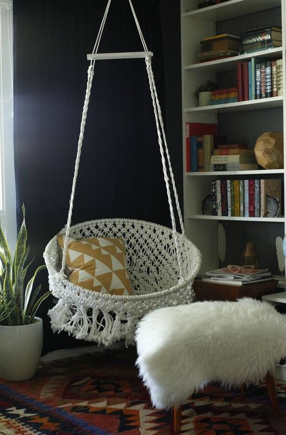 knitted-hanging-chair