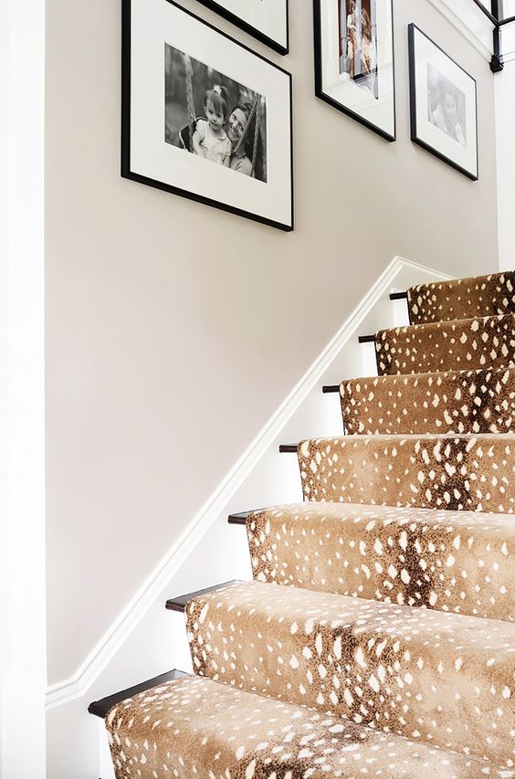 staircase-animal-print-carpet