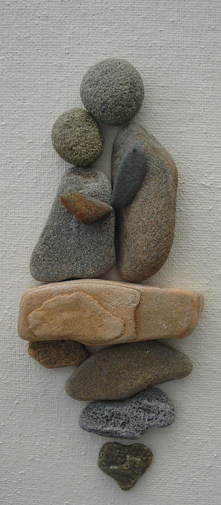 20 Amazing Stone Crafts That Will Boost Your Creativity
