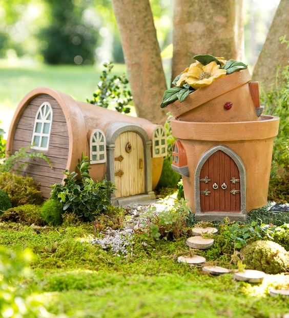cool-clay-pots-garden-decor