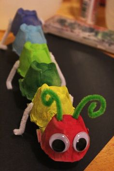 egg-carton-caterpillar