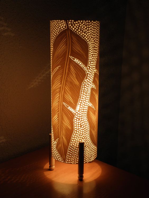 feathers-handmade-lamp