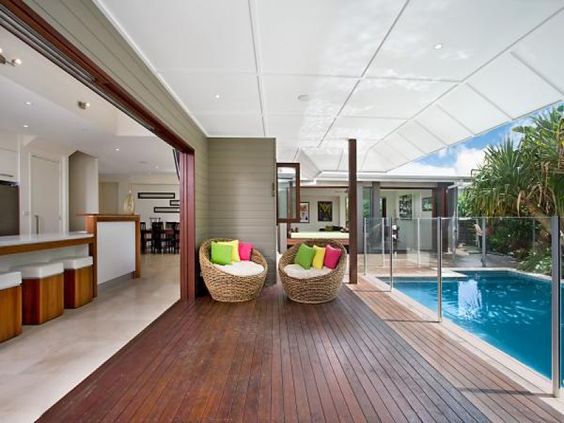 outstanding-home-pool-areas7