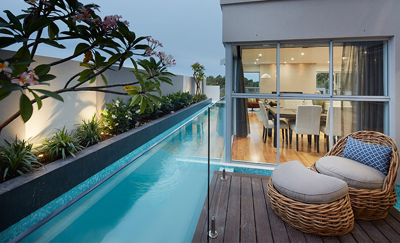 outstanding-home-pool-areas8