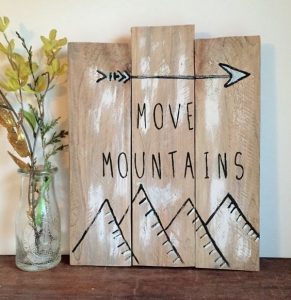 Rustic Wall Art Ideas To Spice Up The Atmosphere